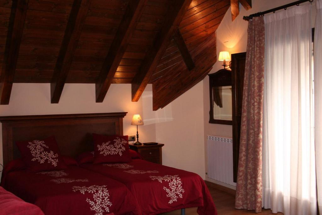 Hotel Boutique Balaitus Sallent De Gallego Ruang foto