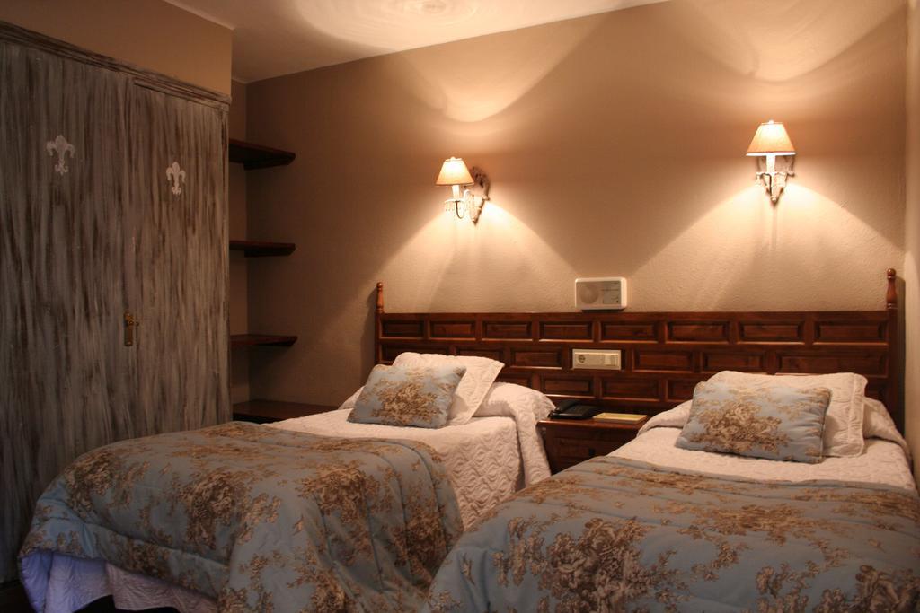Hotel Boutique Balaitus Sallent De Gallego Bagian luar foto