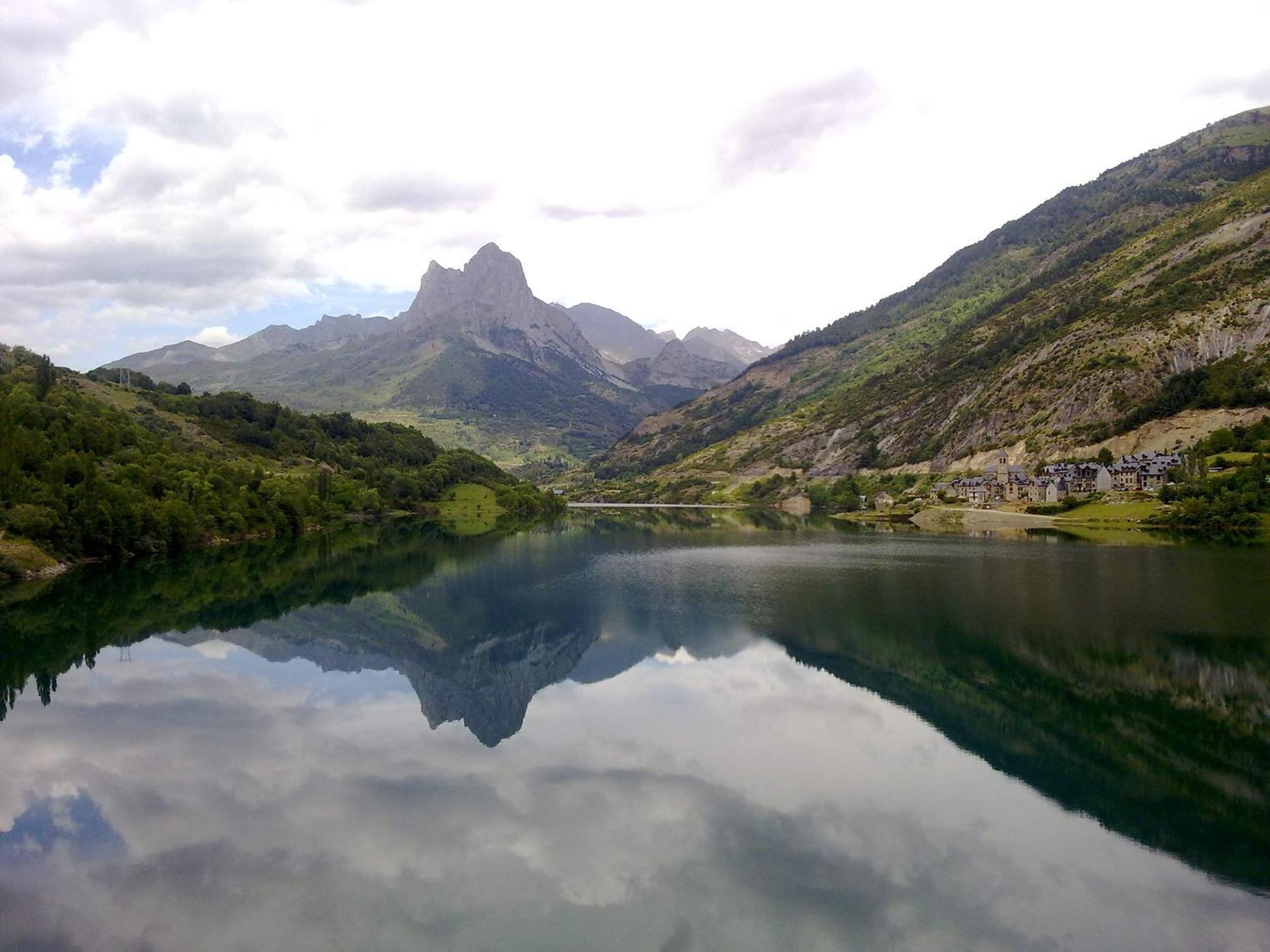 Hotel Boutique Balaitus Sallent De Gallego Bagian luar foto