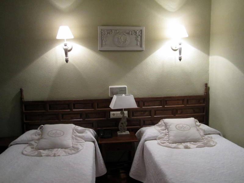 Hotel Boutique Balaitus Sallent De Gallego Ruang foto