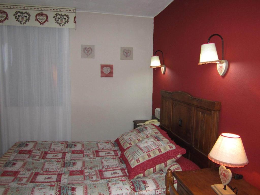 Hotel Boutique Balaitus Sallent De Gallego Ruang foto