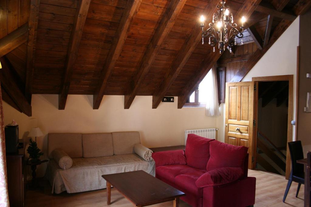 Hotel Boutique Balaitus Sallent De Gallego Ruang foto