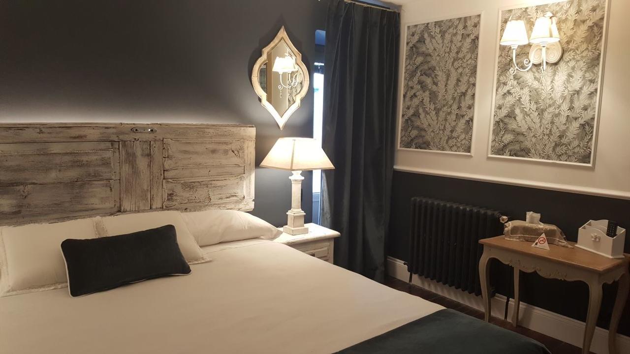 Hotel Boutique Balaitus Sallent De Gallego Bagian luar foto